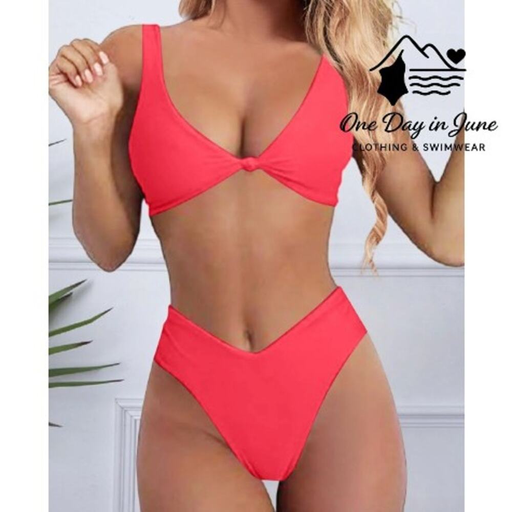 Charmleaks High Cut Cheeky Bikini Swimsuit Size M